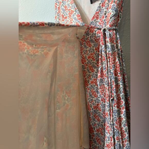 Reformation Thora Mini Wrap Dress in Shelby Floral S - Picture 7 of 9